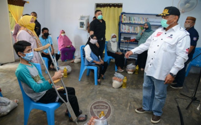 1.000 Warga Kota Selatan Terima Bantuan Pangan Bersubsidi